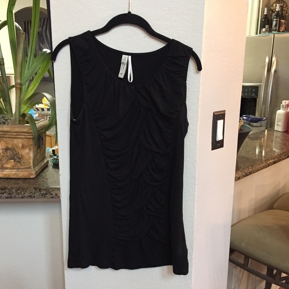 Kische Black Ruched Top - Picture 1 of 4
